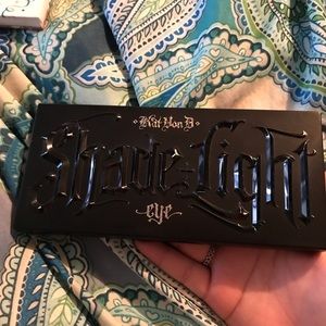 Kat Von D shade & light eyeshadow palette